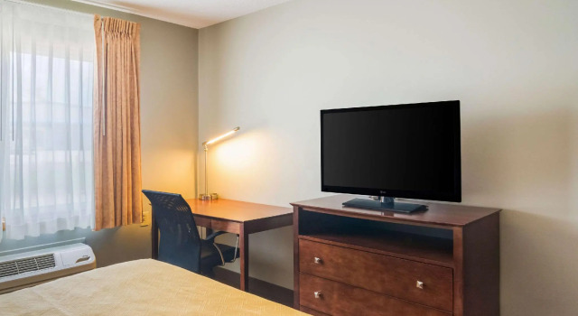 Двухместный номер Standard Econo Lodge Duluth near Miller Hill Mall
