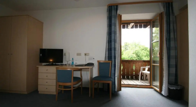 Standart oda Hotel-Cafe Hanfstingl