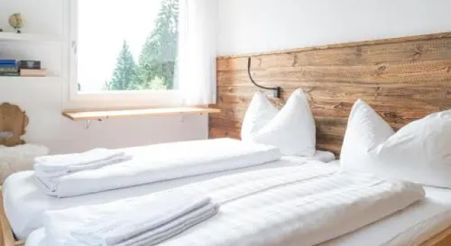 Edelweiss Mira Neiv, Book Hotel Flims 