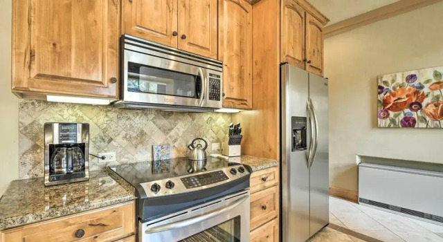 Апартаменты c 1 комнатой с балконом Riverfront South Fork Abode w/ Views: Fish & Hike