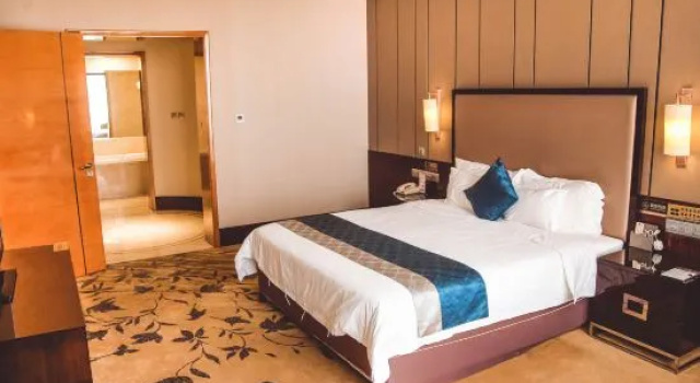 Люкс Deluxe Qingfeng International Hotel