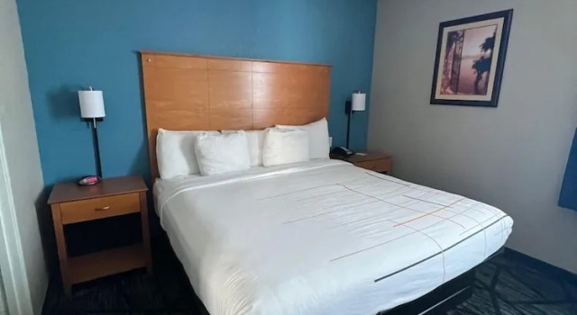 Двухместный номер Deluxe La Quinta by Wyndham Alvarado