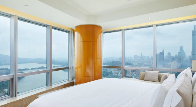 Двухместный люкс Executive c 1 комнатой с видом на озеро The Westin Nanjing Xuanwu Lake