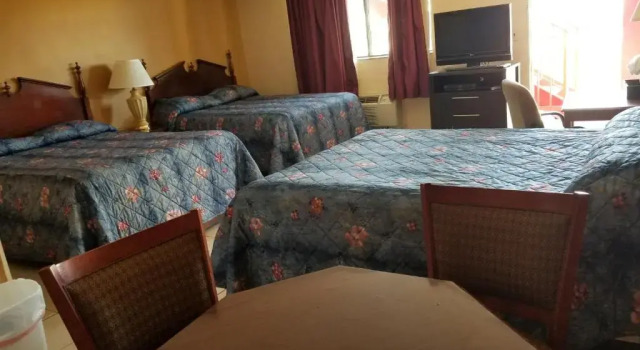 Cloud 9 Inn, Забронировать Мини-отель Отели Джерси-Шор с бассейном, Бассейн