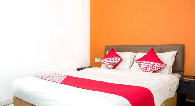 Двухместный номер Standard Capital O 664 Romance Hotel