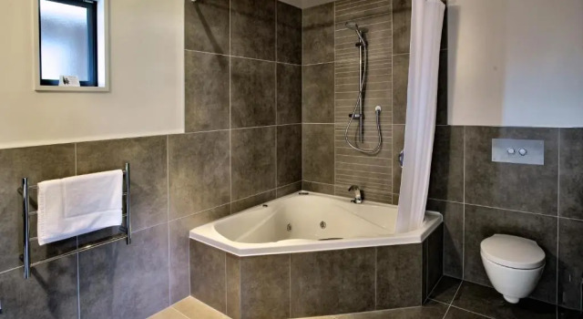 Апартаменты Executive The St James Premium Accommodation