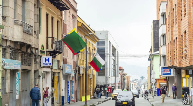 Hotel Caldas Plaza, Book Hotel Manizales Caldas, near Manziales Cable Car Station
