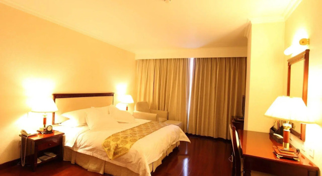 Jin Tai, Rezerwuj Hotel Hotele 4-gwiazdkowe w Pekin, 4*