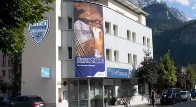 Hotel Meiringen, Забронировать Отель Отели в центре Майринген с завтраком, отели в центре Майринген с завтраком