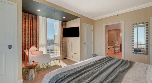 Люкс Executive LUXE 702 MGM Signature 1 BR 2 BTH SUITE