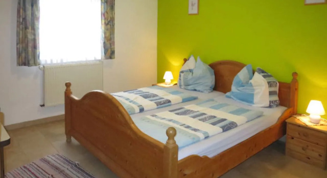 Apartment Dreser Adršpach, Varaa Huoneisto Hotellit Kottenborn aamiaisella, Aamiainen