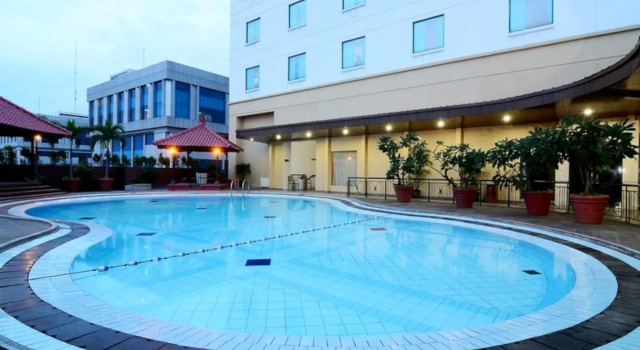 Номер Deluxe Hotel Grand Cempaka