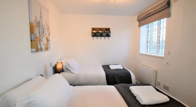 Jims Place - Your Apartment, Varaa Huoneisto Asunnot kohteessa Merseyside, Huoneisto