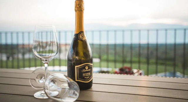Люкс Wine Residence Cattunar