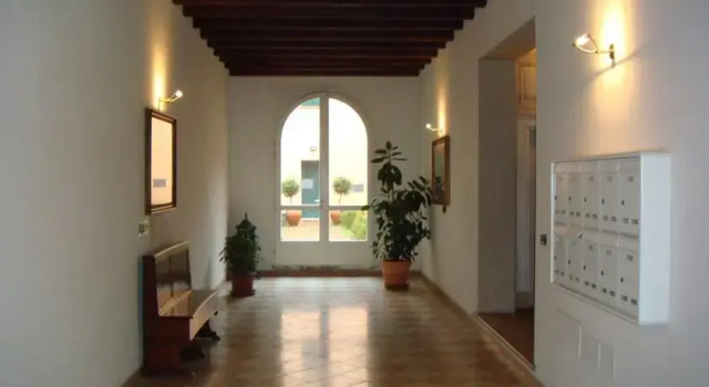 Whites House Apartament, Забронировать Апартаменты/квартира Апартаменты Феррара, рядом с Кафедральный собор Феррара, Апартаменты/квартира