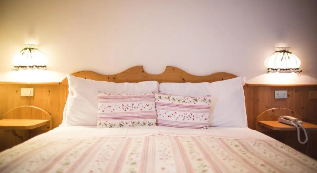Четырёхместный номер Standard Albergo Vezzana