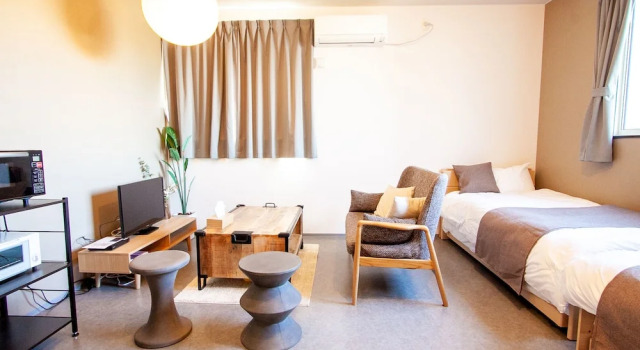 UCHI Living Stay HACHIKEN Station, Rezervovat Hotel Hotely v Sapporo s parkováním, Parkování