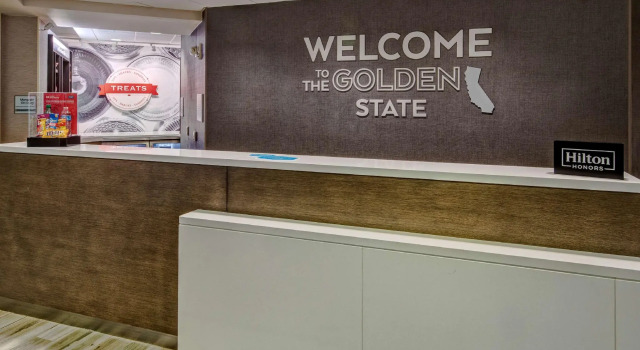 Номер Standard Hampton Inn & Suites San Jose Airport