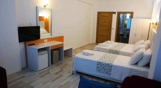 Семейный люкс с балконом Uğur Otel