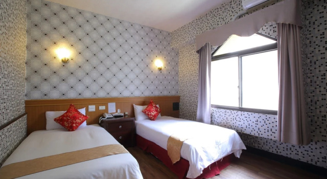 Двухместный номер Economy c 1 комнатой Chiayi Crown Hotel