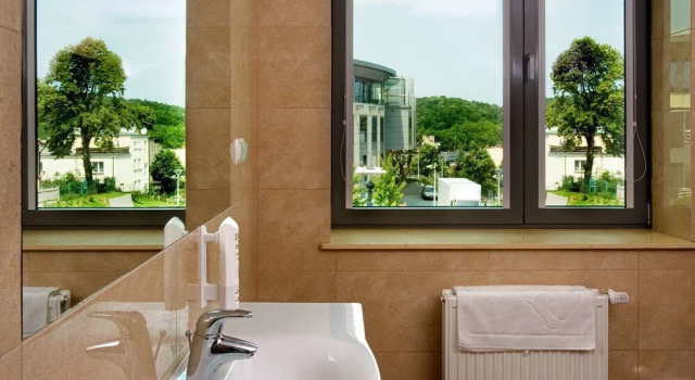 Одноместный номер Standard с балконом Hotel Kuracyjny Spa & Wellness