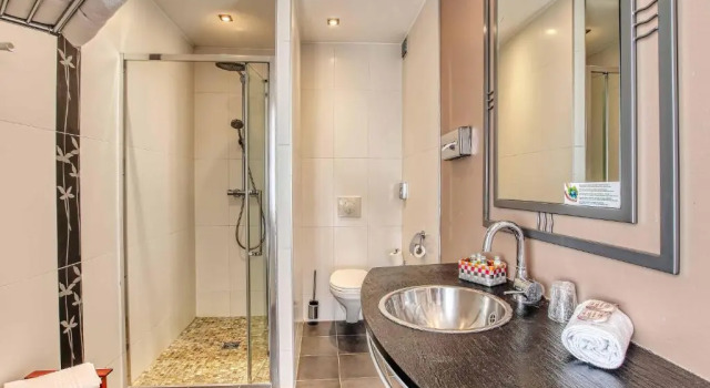 Номер Comfort CitHotel La Résidence