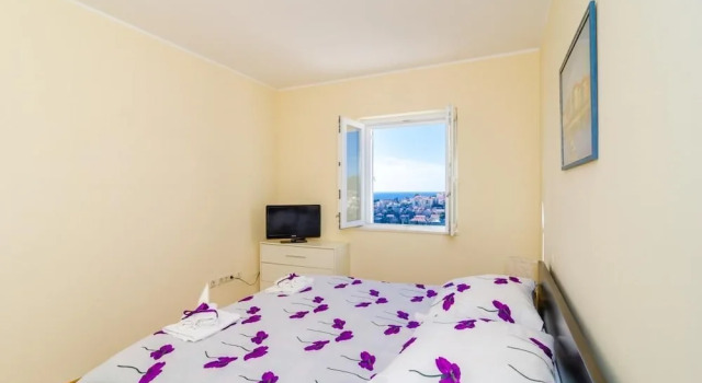 Niko's Sea View Apartment