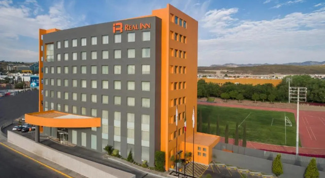 Двухместный полулюкс Real Inn San Luis Potosi