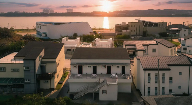 Gyeongpo Lacvert Pension, Boek Hotel Hotels in Gangwon-Do met parkeren, Parkeren