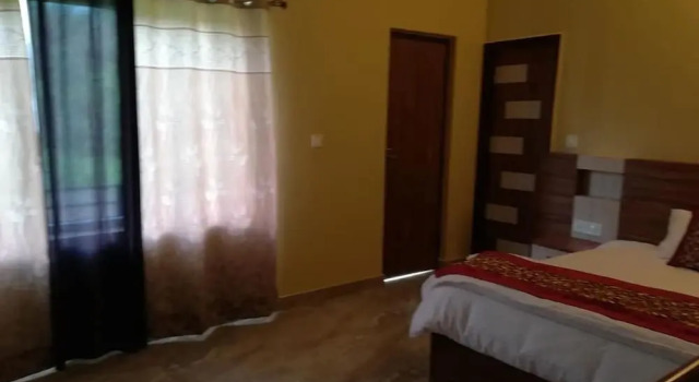 Номер Economy Sakura Guest House