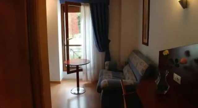 Двухместный номер Standard с балконом Hotel las Cruces