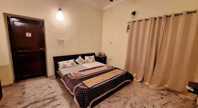 Двухместный номер Standard Urban Trippers Shamiyana Villa by Arindam
