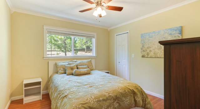 Коттедж с 3 комнатами Groveland Vacation Rental w/ Private Deck & Grill!
