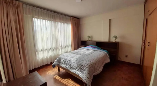 Amplio departamento en zona central norte 3A