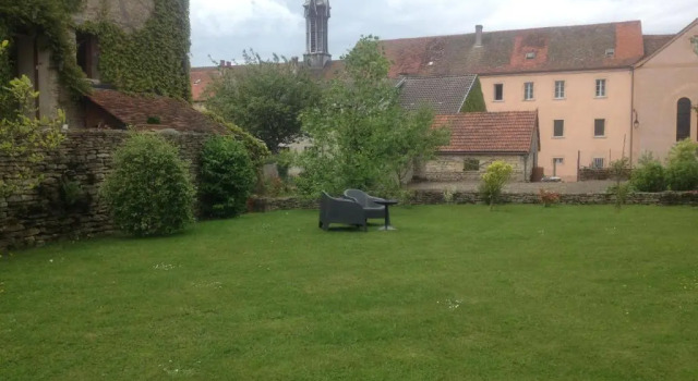 Коттедж Le Logis de L'Ozerain