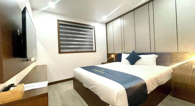 Crystal Holiday Halong Hotel