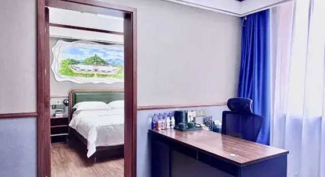 Люкс Nostalgia S Hotel(Kunming Dongfeng Square)