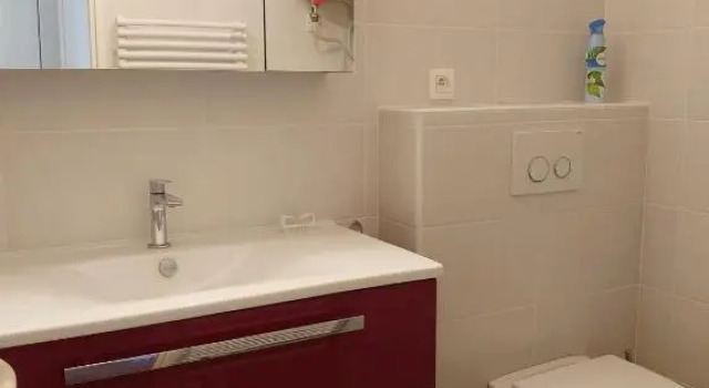 3PA45 - Très confortable T2 avec terrasses dans résidence avec piscine et parking, Rezerwuj Apartament Hotele w Collioure z basenem, Basen