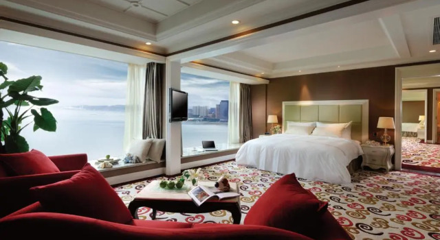 Номер Deluxe с видом на море Grand Bay Hotel Zhuhai