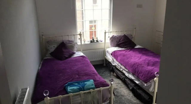 Darlington, Chuch End Town House With 2 Bedrooms