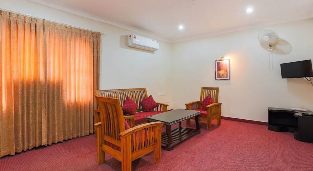 Capital O72563 Hotel MS Regency