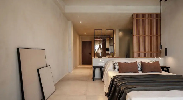 Tesoro Elegant escapes-suites