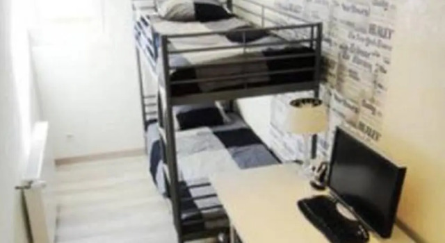 Appartement rue de la Chapelle, Metz, Varaa Huoneisto Hotellit Metz pysäköinnillä, Pysäköinti