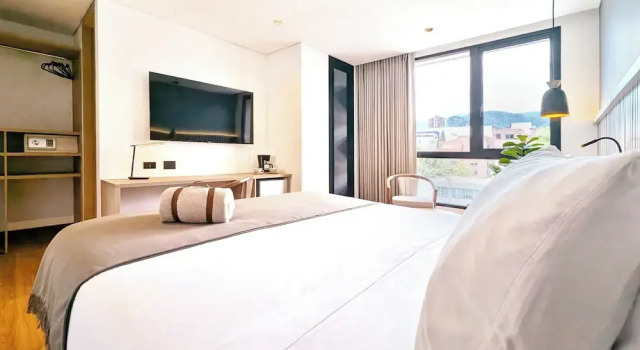 Camera Luxury Moa Select