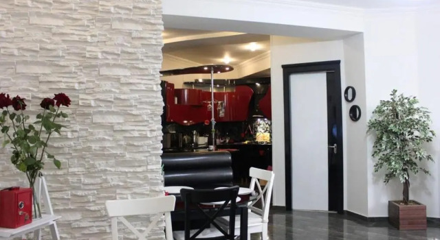 Kvartira 3-Kh Komnptnaia, Book Hotel Batumi 