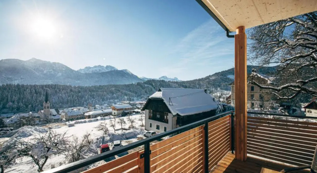 Семейный номер Standard с балконом и с видом на сад Villa Blumegg