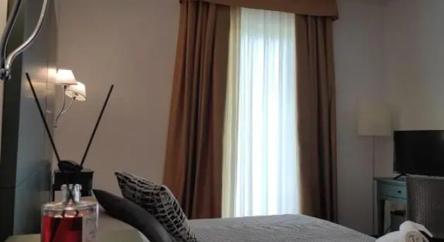 Standard Doppel Zimmer mit Balkon Hotel la Corte