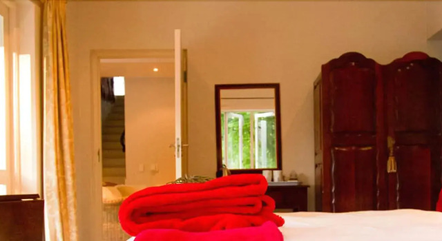 Apple and Spice Guesthouse, Забронировать Отель Отели George Central 4 звезды, 4*