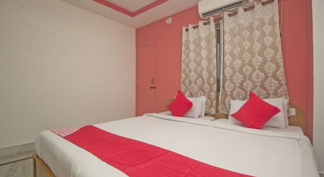 Hotel Nandanik palace