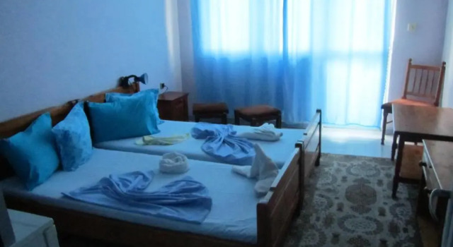 Трёхместный номер Standard с балконом Hotel Strajica